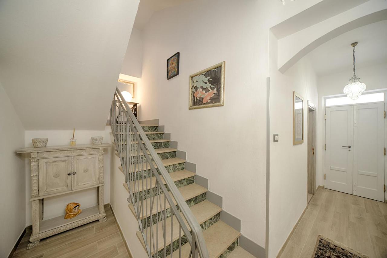Cozy Guest House Downtown Olbia Exterior foto