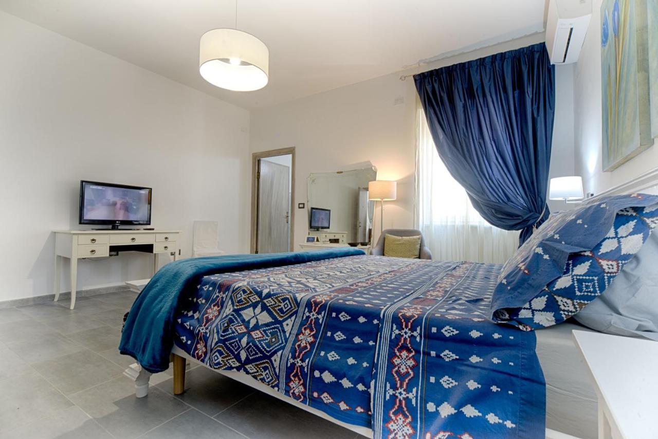 Cozy Guest House Downtown Olbia Exterior foto